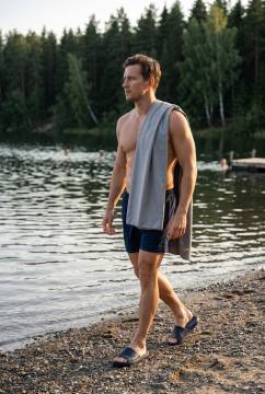 Полотенце спортивное из микрофибры 70х150 (серый)