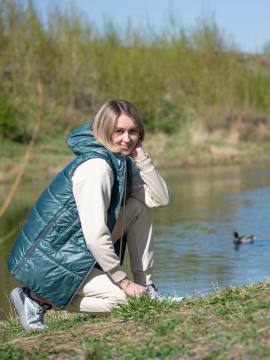 Жилет женский утепленный "Нева" (зеленый)