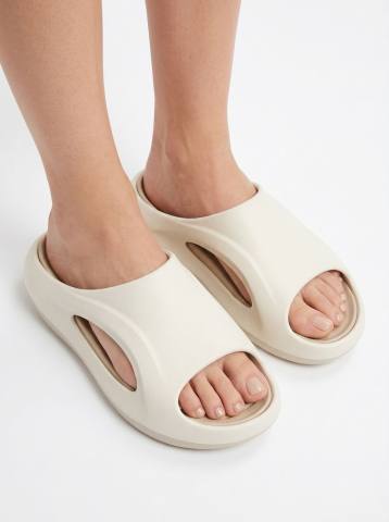 Сланцы женские STROBBS F7651-16 (бежевый/коричневый)