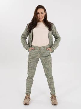 Куртка-бомбер летняя женская "Арма" (светлый камуфляж)