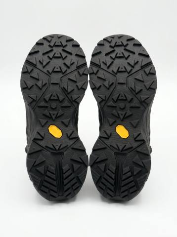 Кроссовки женские STROBBS F7632-3 (черный)