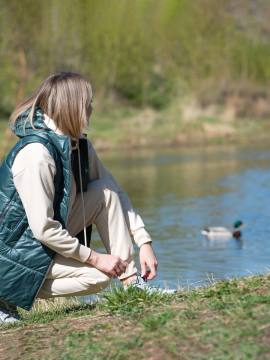 Жилет женский утепленный "Нева" (зеленый)